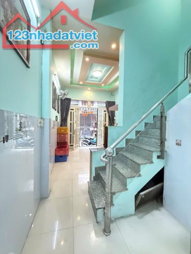 Bán nhà quận 11, đường Thái Phiên, 35m3, hẻm 4m, 4 tầng, 6.5 tỷ - 2