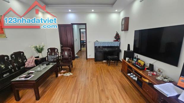 MÌNH CẦN BÁN NHÀ LIỀN KỀ VĂN KHÊ-P.PHÚ LA- HÀ ĐÔNG- HÀ NỘI -4-tầng- 4PN- 18,85 tỷ - 4