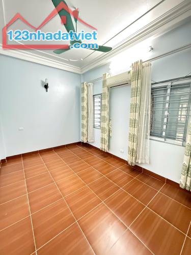 Bán nhà ngõ 87 Hoàng Quốc Việt, Cầu Giấy, 56m2, 30m ôtô, 2 thoáng, 10 tỷ - 1