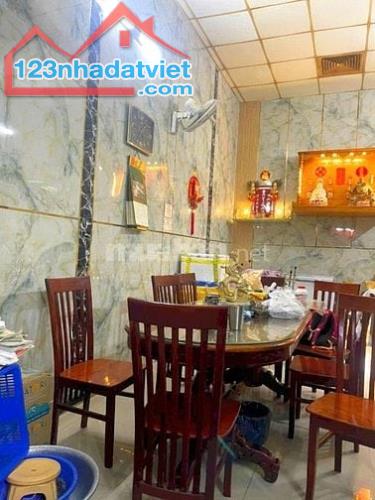 Bán Nhà Mặt Tiền Đường Bình Trị Đông, P. Bình Trị Đông, Q. Bình Tân - 4x26.2m - 13 Tỷ - 4