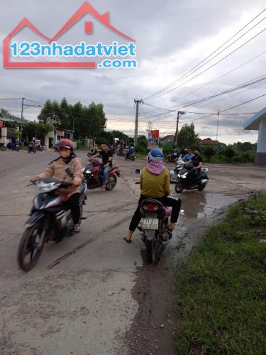 Ngộp bán lô đất mặt tiền QL19B đối diện Cụm CN CÁT NHƠN, Phù cát, - 1