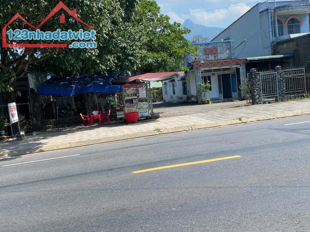 3850m2 đất vườn ( có 300m2 thổ) mặt tiền ql 20 dưới chân đèo Bảo Lộc giá 9 tỷ