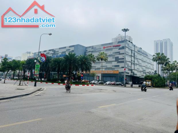 Nhà Trung Tâm Hành Chính Quận Hà Đông, 4 tầng vỉa hè kinh doanh đẳng cấp. Giá hơn 15 tỷ - 1