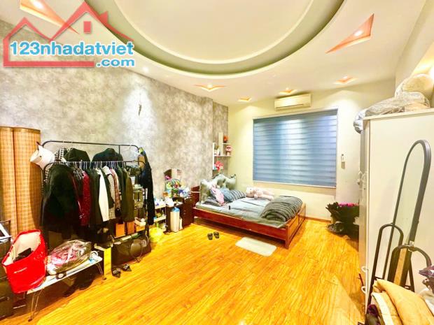 Nhà Trung Tâm Hành Chính Quận Hà Đông, 4 tầng vỉa hè kinh doanh đẳng cấp. Giá hơn 15 tỷ - 3