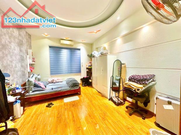 Nhà Trung Tâm Hành Chính Quận Hà Đông, 4 tầng vỉa hè kinh doanh đẳng cấp. Giá hơn 15 tỷ - 4