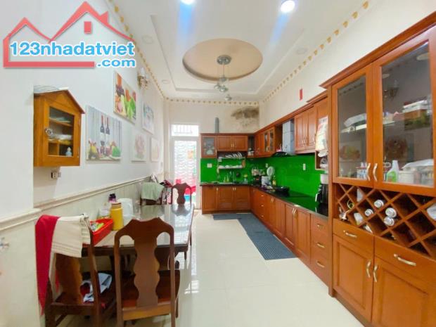 NHÀ HẺM XE TẢI 7M SÁT MT PHẠM VĂN CHIÊU - GÒ VẤP - 118M2 NGANG GẦN 7 - BÁN CHỈ👉 13,3 Tỷ - 2