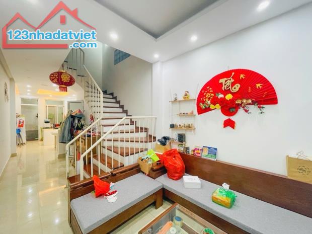 Bán nhà Đào Tấn, Ba Đình, ngõ thông, oto, DTSD 109m2, 5 tầng, Mt 6m, chỉ 22 tỷ - 1
