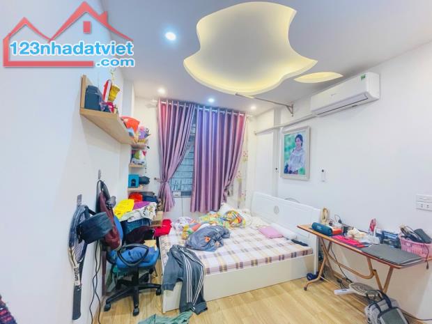 Bán nhà Đào Tấn, Ba Đình, ngõ thông, oto, DTSD 109m2, 5 tầng, Mt 6m, chỉ 22 tỷ - 2