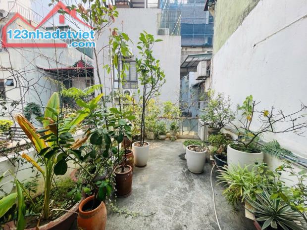 Bán nhà Đào Tấn, Ba Đình, ngõ thông, oto, DTSD 109m2, 5 tầng, Mt 6m, chỉ 22 tỷ - 4