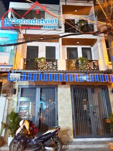 BÁN NHÀ GẦN KÊNH TÂN HOÁ, TÂN PHÚ, HẺM XE HƠI QUAY ĐẦU, NHỈNH 4 TỶ - 2