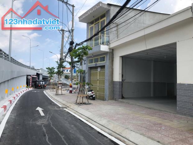 Nhà Mặt Tiền Rộng, Vị Trí Kinh Doanh Đắc Địa – Gần Quốc Lộ, Thuận Tiện Giao Thông - 5