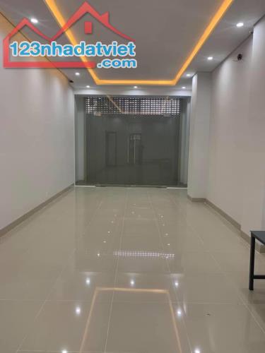 *Bán nhà 4 Tầng (ngang 8m), đường Hà Huy Tập, Gần Điện Biên Phủ, giá 12,5 Tỷ TL