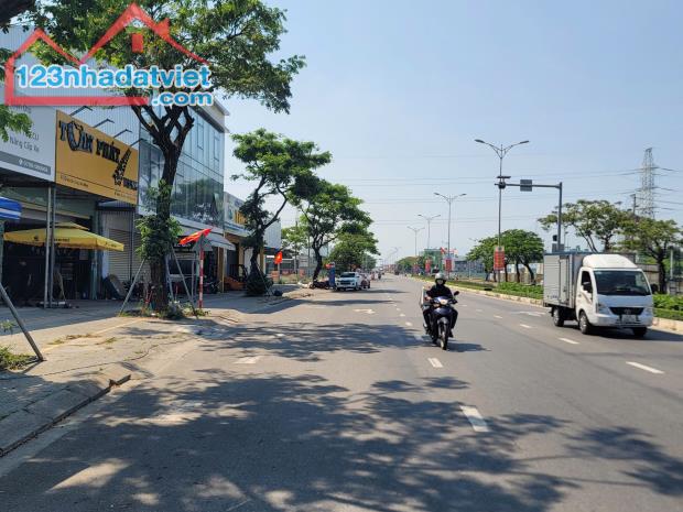Bán đất tặng nhà xưởng mặt tiền đường Võ Chí Công, Hoà Xuân. Vị trí đẹp, thuận lợi làm cty - 1