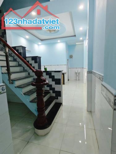 Nhà đẹp - Giá Tốt - CHÍNH CHỦ BÁN NHÀ PHỐ 1 TRỆT 1 LẦU – GẦN TP MỚI TÂN UYÊN, BÌNH DƯƠNG - 1