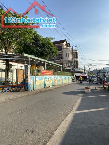 Nhà 3 Tầng Gần Công Viên Phú Hữu, Cách Nguyễn Duy Trinh 100m, Hẻm Xe Hơi, Mới Đẹp,Ở Ngay