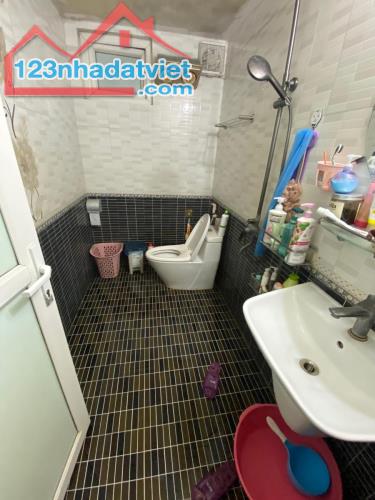 CẦN BÁN GẤP Nhà Yên Bình, Văn Quán, ngõ thông, ô tô dừng đỗ, 70m2, 4 tầng, giá chỉ 18 tỷ - 5