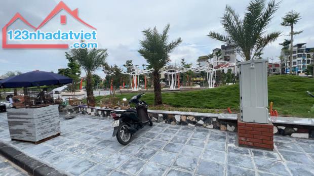 NHÀ MỚI PHỐ GIA THƯỢNG, CHỦ XÂY TÂM HUYẾT 47M, 5T, GIÁ NHỈNH 6 TỶ. - 1
