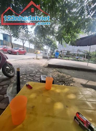 Duy nhất 1 lô. Nhỉnh 4t. Đất phúc lợi 36m x 4m, vuông đẹp chỉ 1 nhà ra oto. LH 0936123469 - 2