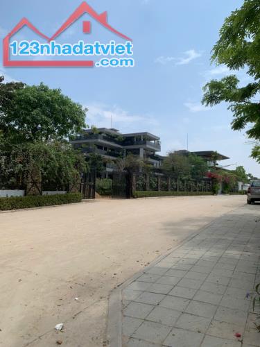 siêu phẩm yên hà-hải bối, ô tô tránh , gần ngay cầu thăng long,thành phố thông minh - 2