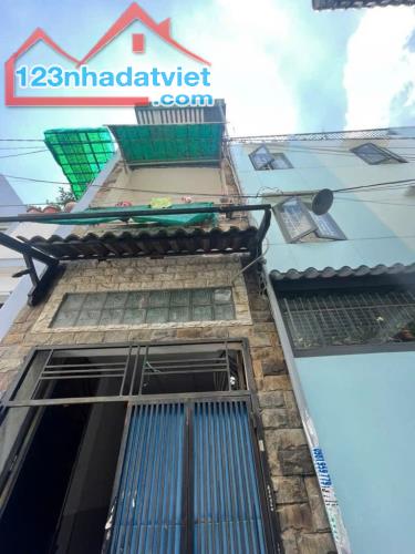 Nhà Nguyễn Thái Sơn DTSD 78M2 5PN Chỉ 2 Tỷ Hơn - Hẻm 3 Gác