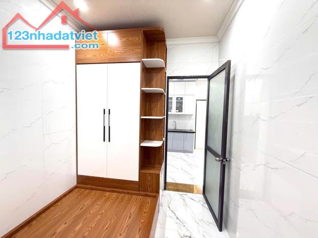 Bán nhà Kim Mã sửa cực đẹp - hướng nam cực mát - Vị trí nhiều người tìm kiếm - 3