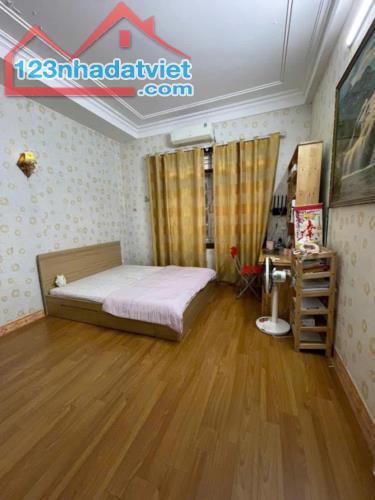 Bán nhà Hoàng Ngân – Nhân Chính – 30m² – 4 tầng – Gần Lê Văn Lương – Giá 7 tỷ - 2