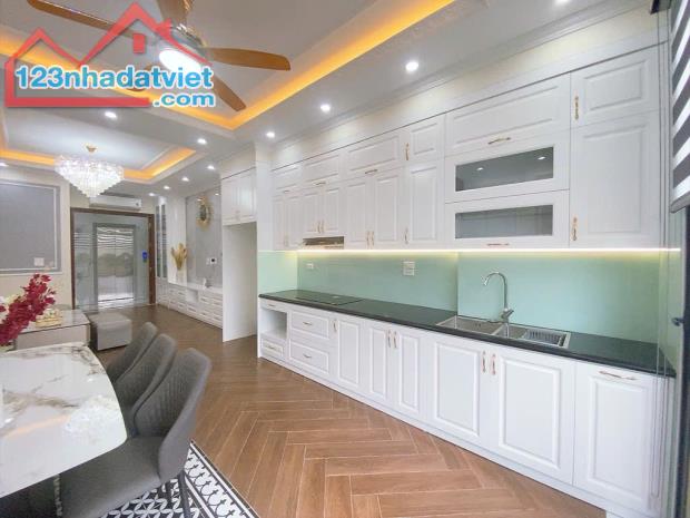 MÌNH CẦN BÁN NHÀ Ở P.LA KHÊ -Q.HÀ ĐÔNG - HÀ NỘI-7 tầng-17,6 tỷ