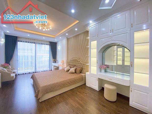 MÌNH CẦN BÁN NHÀ Ở P.LA KHÊ -Q.HÀ ĐÔNG - HÀ NỘI-7 tầng-17,6 tỷ - 4