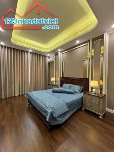 Bán nhà Phố ỷ la, Lê Trọng Tấn, Ô tô đỗ cửa, dt 35mx4t, mt 4.5, 5.25 Tỷ - 2