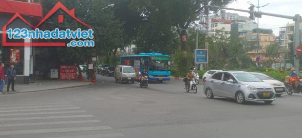 Bán nhà Đường Láng, Đống Đa, 50m2, mặt tiền 5m, 9.5 tỷ ở ngay