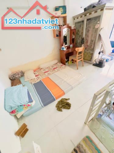 1 CĂN RA MẶT TIỀN BÔNG SAO - NHÀ 1 TRỆT 1 LẦU - 26M2 - KHU VIP - CHỈ 3.02 TỶ - 1