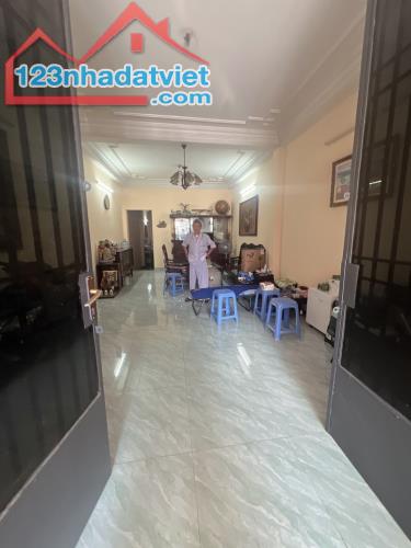 Mặt tiền Nguyễn Văn Công P.3 GV - 85m2 4 tầng - 14 tỷ - 1