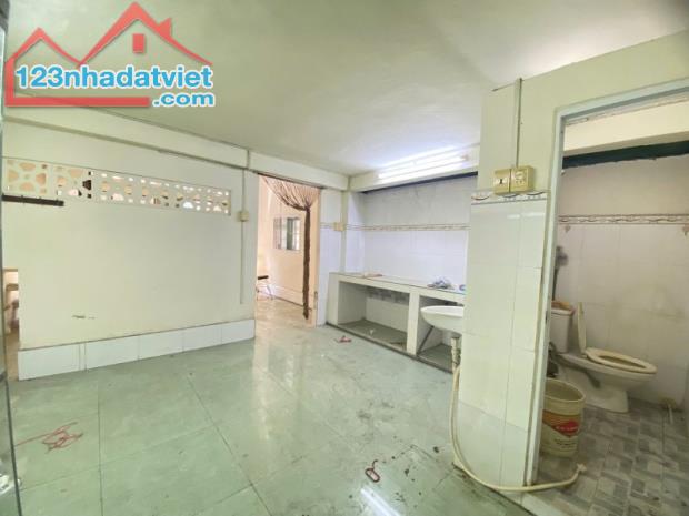 Bán nhà hẻm 2,5m Vũ Tùng 35m2 – Giá 5,7 Tỷ tl.