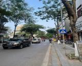 HÀNG HIẾM MẶT PHỐ  ĐỘI CẤN BA ĐÌNH - ÔTÔ TRÁNH -  VỈA HÈ RỘNG THÊNH THANG - KINH DOANH