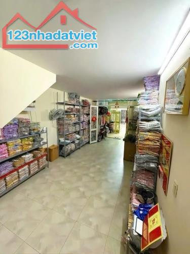 Kèo thơm - Nhà 3 lầu ST mặt tiền Đường Số, Tân Kiểng, Quận 7