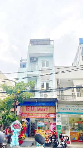 🌟 Nhà đẹp 4 tầng – mặt tiền đường đôi ăn vặt hot nhất quận 7