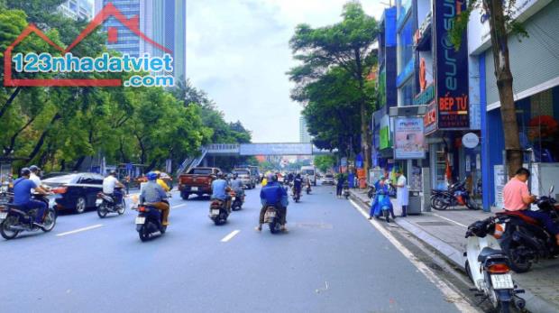 Bán nhà Ngã Tư Sở, Đống Đa 50m2 5 tầng full nội thất về ở ngay 8.5 tỷ
