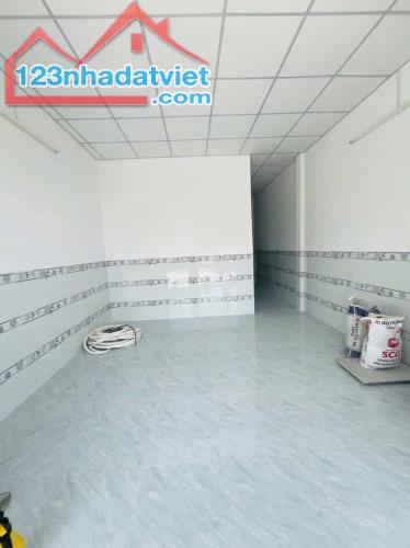 chú Sáu vỡ nợ cần ra gấp căn 135m2 chỉ 800tr sổ hổng riêng ở Tân Xuân Hóc Môn !!! - 1