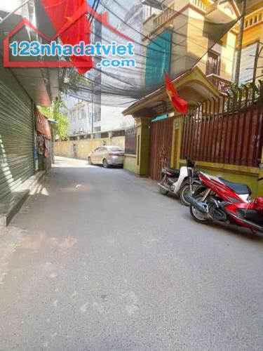 Bán nhà đẹp phố Đại Từ, Ô tô tránh, Ngõ thông, KD, 45m2x4T, MT4m, giá 11.9 tỷ - 3