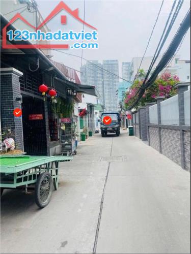 🏠 Bán nhà Huỳnh Tấn Phát, Q.7, 187m², Ngang khủng 19m - 8.1 tỷ 🏠