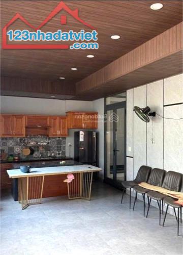 🌹 Bán nhà Quận 7, 187m², Nhà đẹp, Hẻm Xe Hơi, Giá 8 tỷ 🌹 - 2