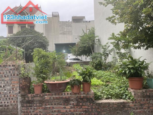Nhỉnh 8 tỷ có ngay 62,2m đất tổ 8 Thạch Bàn, ô tô vào nhà, cách 30m ra đường ô tô tránh - 3