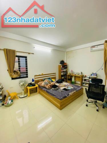 BÁN NHÀ ÔTÔ ĐỖ CỔNG- 2 THOÁNG, YÊN BÌNH, KĐT VĂN QUÁN, 6.09tỷ. - 1