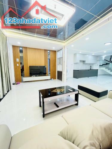Siêu phẩm HXH Phan Văn Hớn ,Q12, 2Tx 99m2 . Giá chỉ  5.98 tỷ (TL)