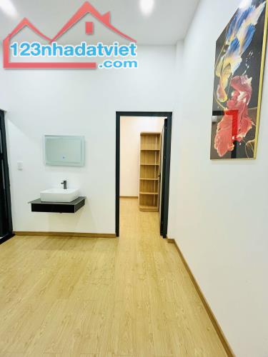 Siêu phẩm HXH Phan Văn Hớn ,Q12, 2Tx 99m2 . Giá chỉ  5.98 tỷ (TL) - 5