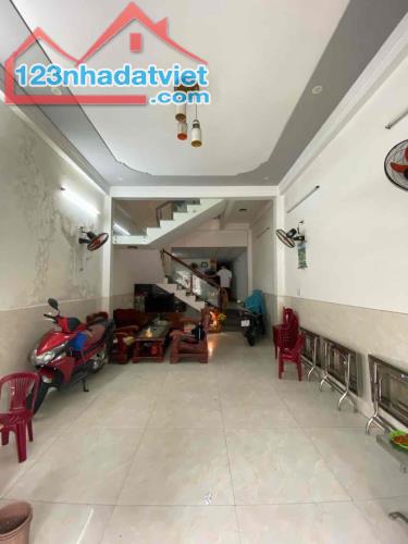 bán nhà 2 tầng mặt tiền kinh doanh – gần cmt8, cẩm lệ – giá tốt!
