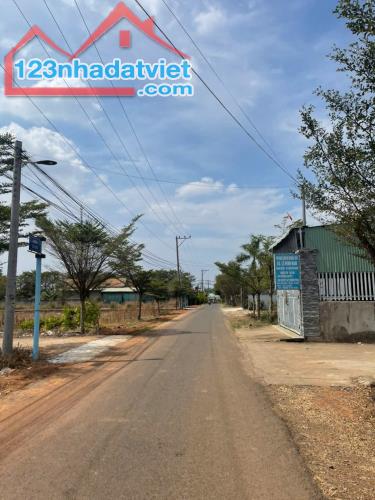 Bán lô đất  5x 20  sổ riêng thổ cư kế bên kcn bầu  xéo