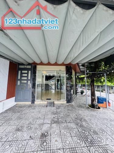 NHÀ CHÍNH CHỦ GỬI BÁN – NHÀ 3 MẶT TIỀN - HUỲNH THỊ HAI - TRUNG TÂM Q.12 – DÒNG TIỀN ỔN - 1