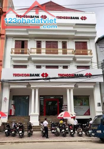 Bán nhà mặt đường Ngô Quyền, Đông Kinh, Lạng Sơn, 80 tỷ, 900m2 KD đỉnh