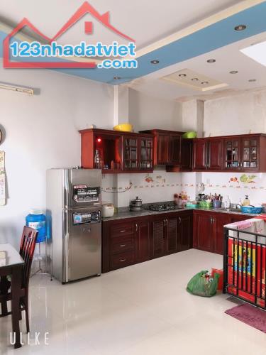 Bán nhà Tạ Quang Bửu Đẹp Lung Linh, 4x17, Phân lô 5 tầng chỉ 9 tỷ 2 - 3